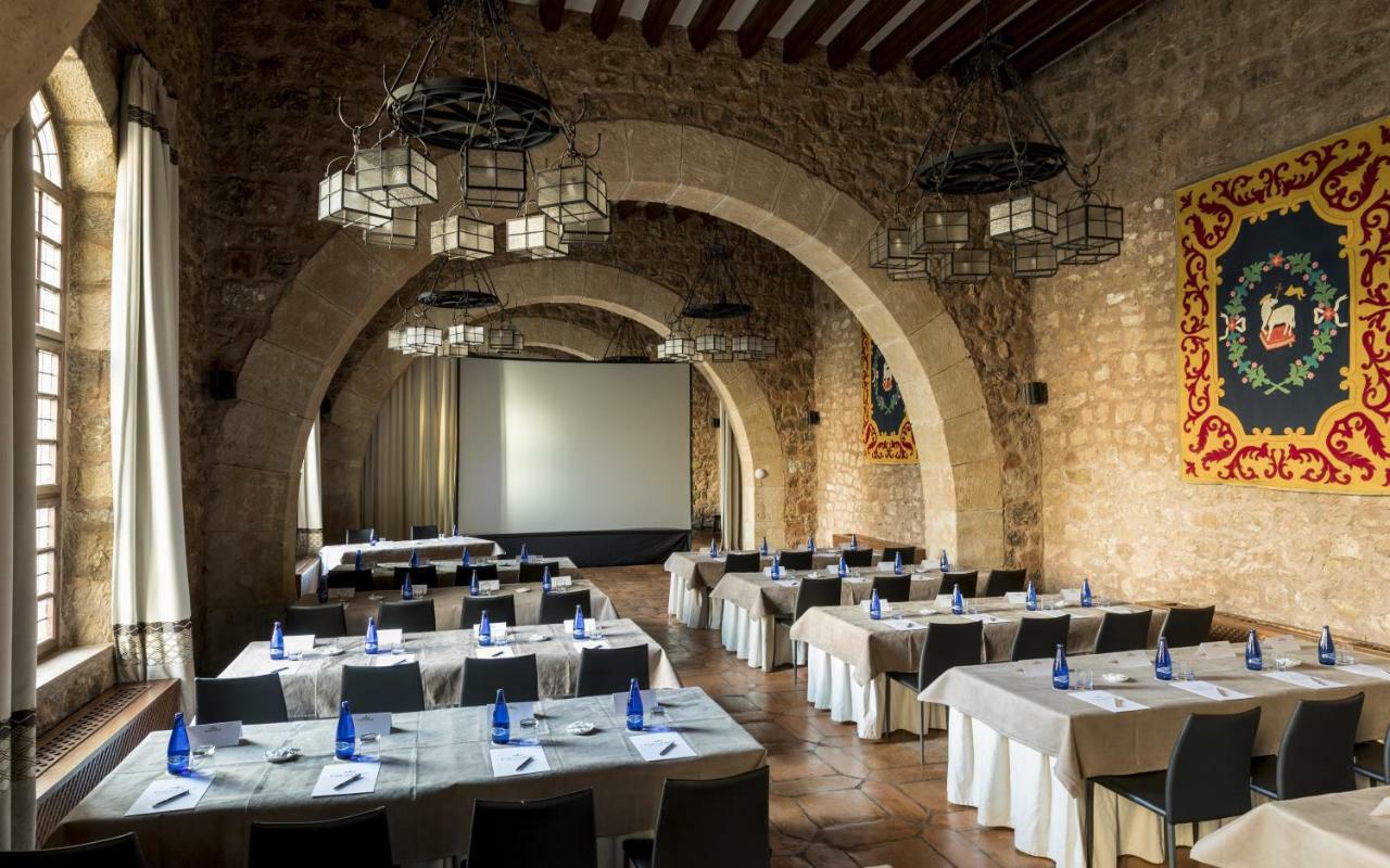 Parador De Siguenza Hotel Exterior photo